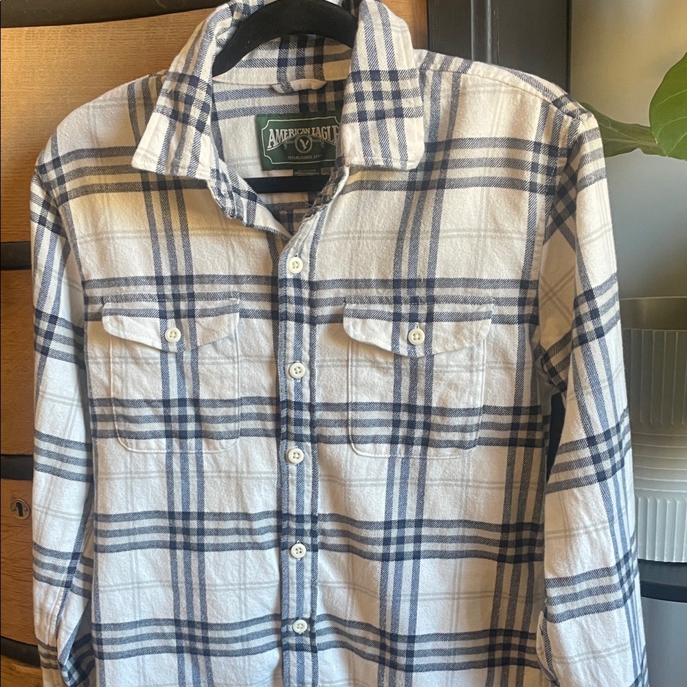 American Eagle Outfitters Navy and White Checkered Men's Shirt